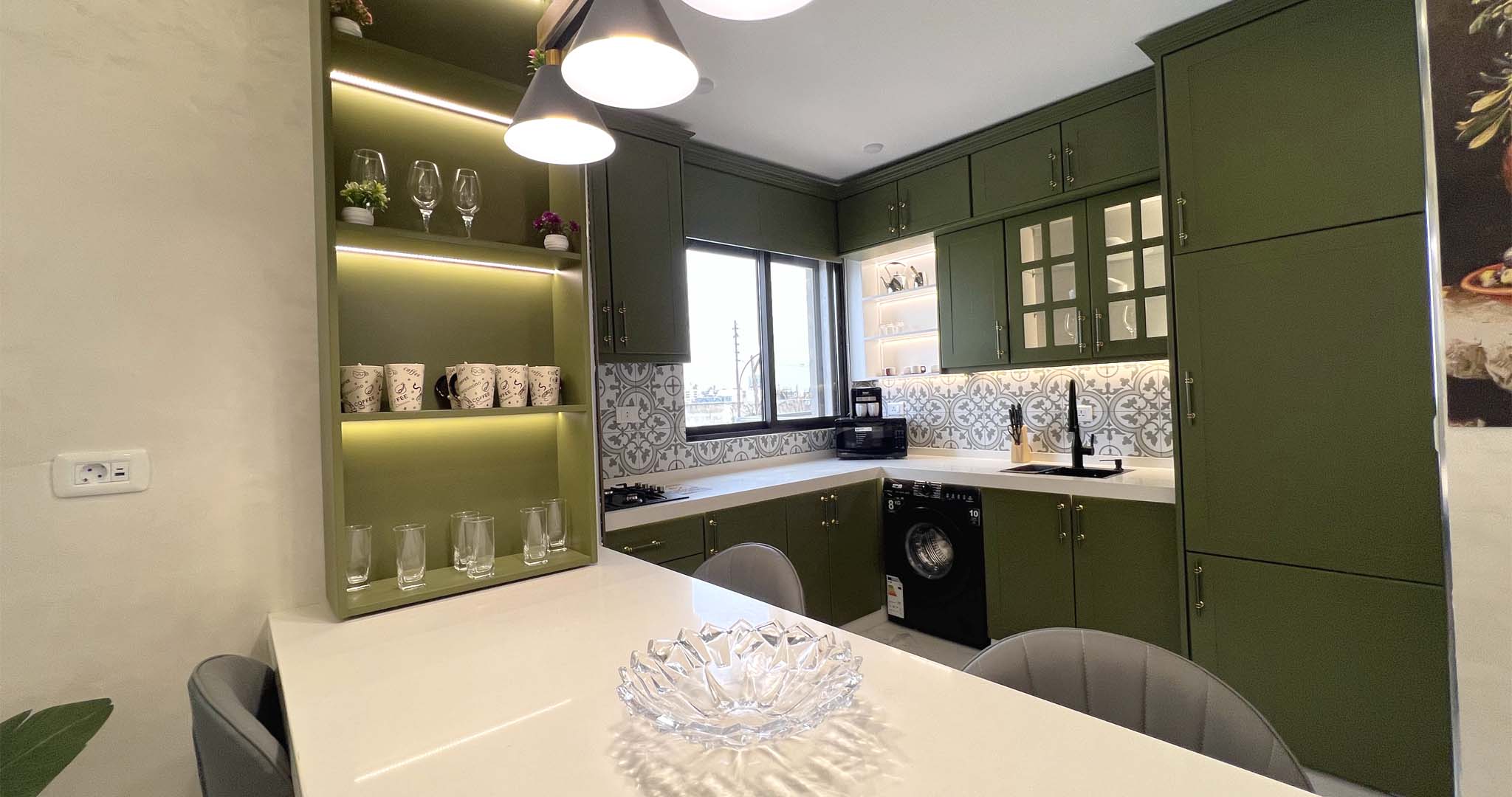 شقة اولي - شقة فاخرة للإيجار في جبل عمان/ الدوار الثاني